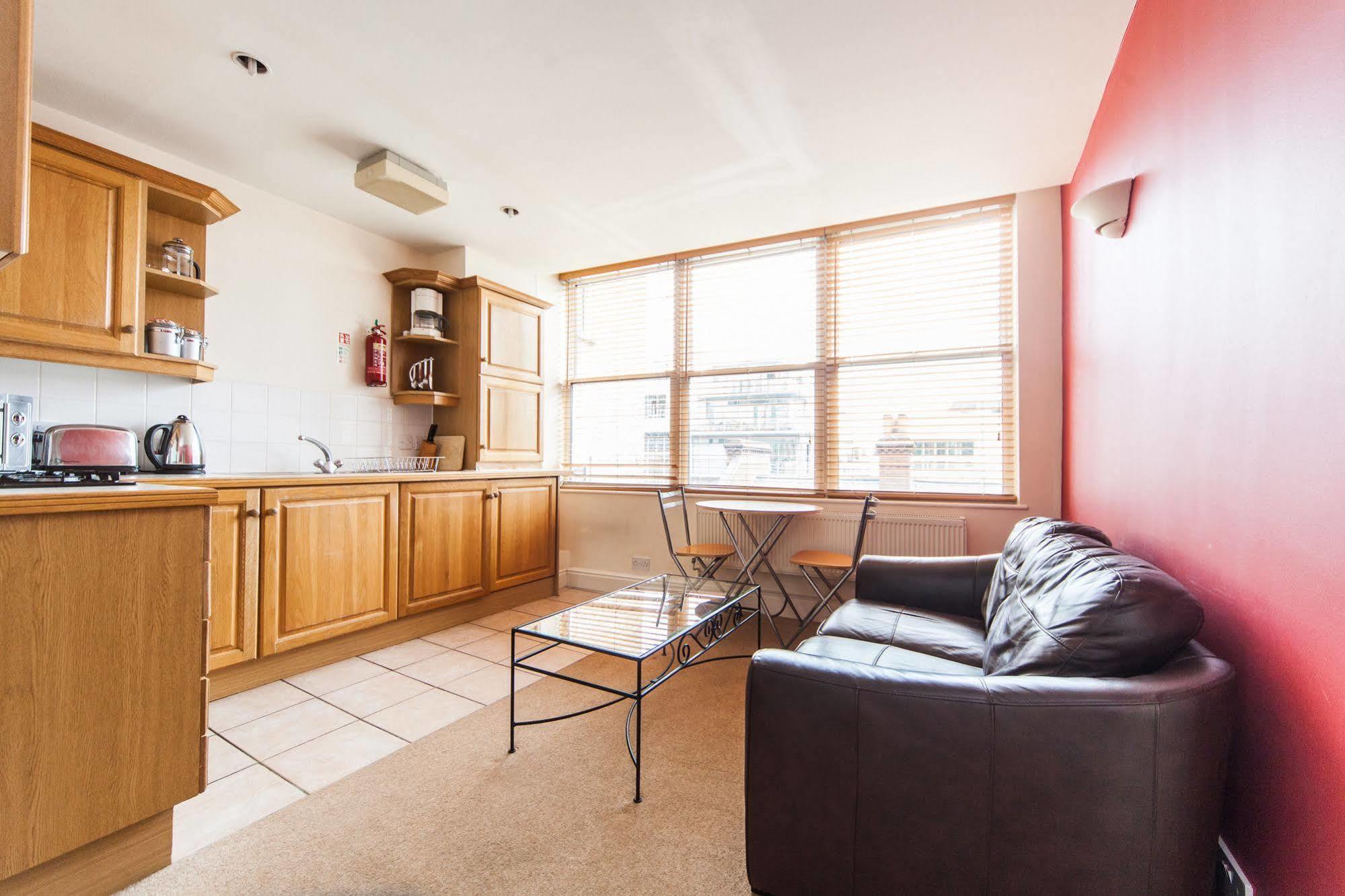Park Lane City Apartments Londres Extérieur photo